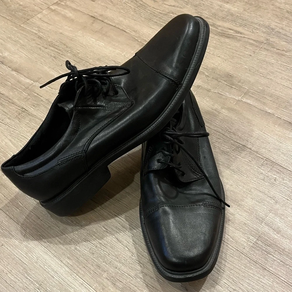 Bostonian Flexlite Classic Black Men's Dress Shoes 9M NWOT